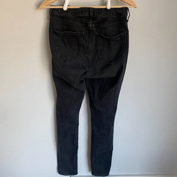 Hollister Curvy High Rise Black Distressed Jean Legging Size 9R - Picture 5 of 5